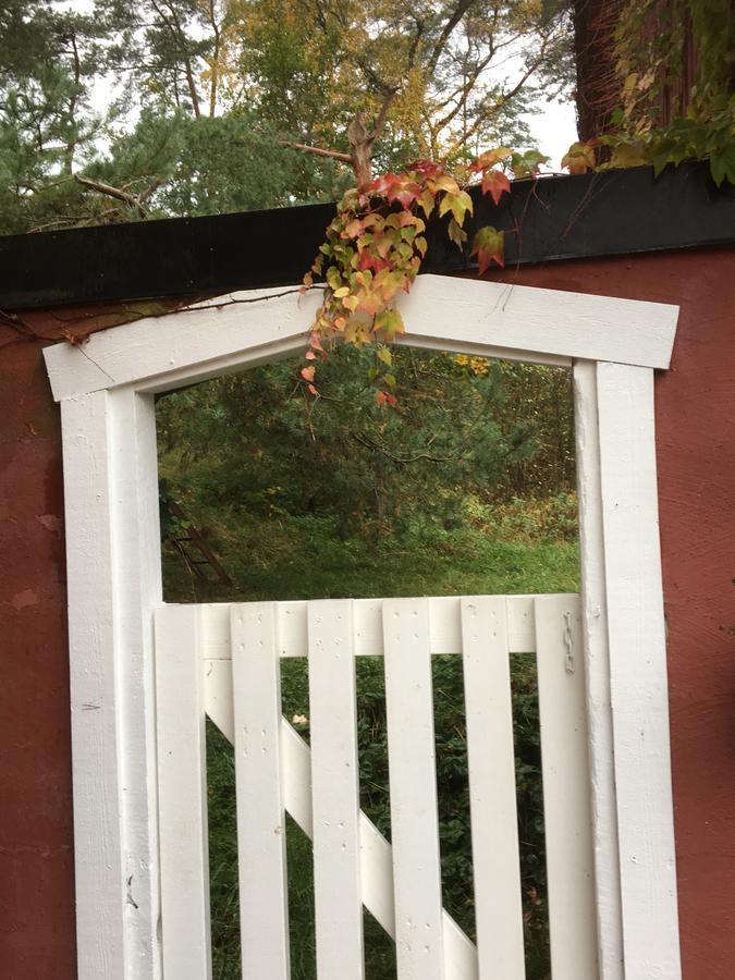 Skummesloev B & B Laholm Exterior photo